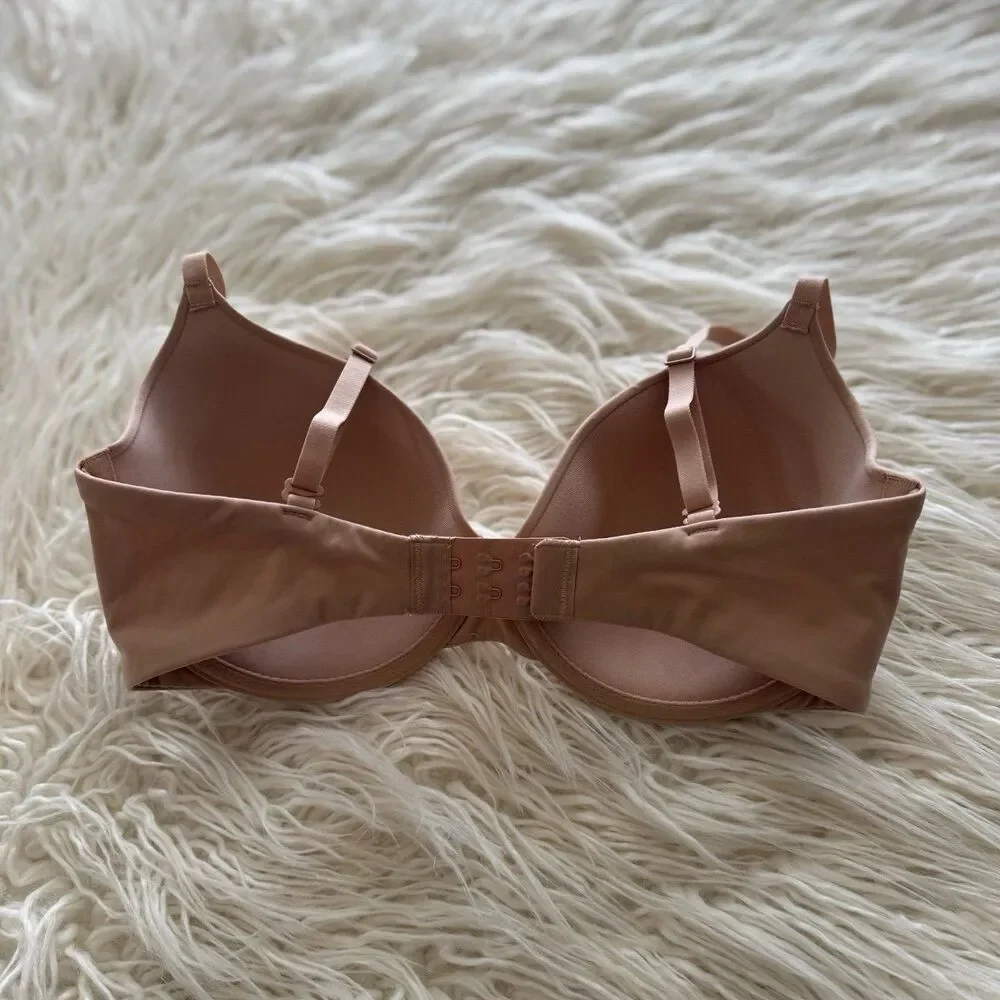 Skims Fits Everybody T-shirt Bra Mica Size 32DD - Picture 6 of 7